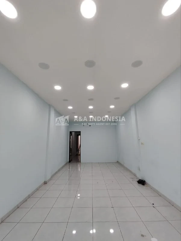 Dijual/Disewakan Ruko Lokasi Strategis, Nol Jalan Raya Siap Pakai Raya Satelit Indah Surabaya Barat - Thumbnail 2