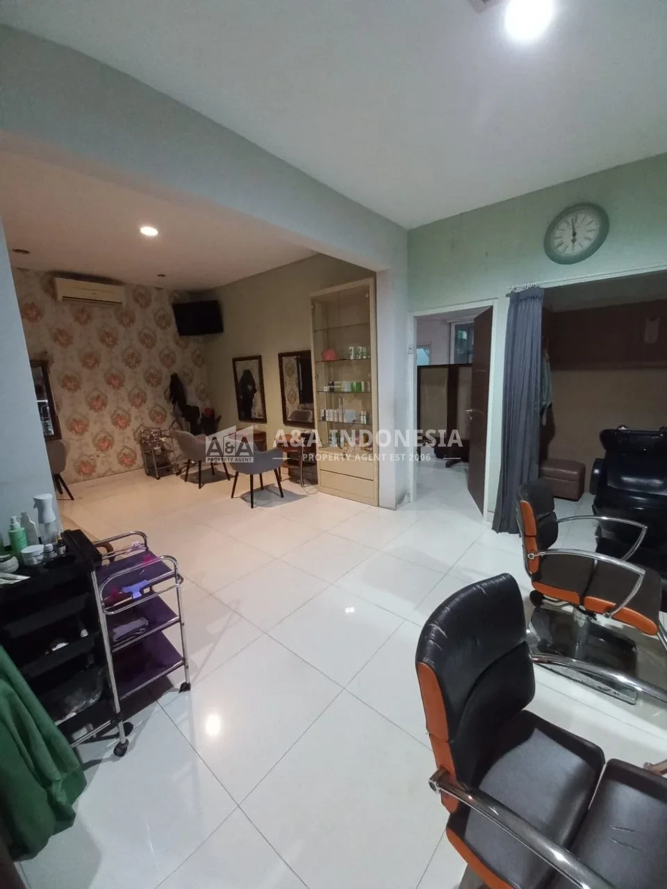 Dijual Rumah Usaha Di Jalan Gayung Kebonsari Timur Surabaya Selatan - Thumbnail 6