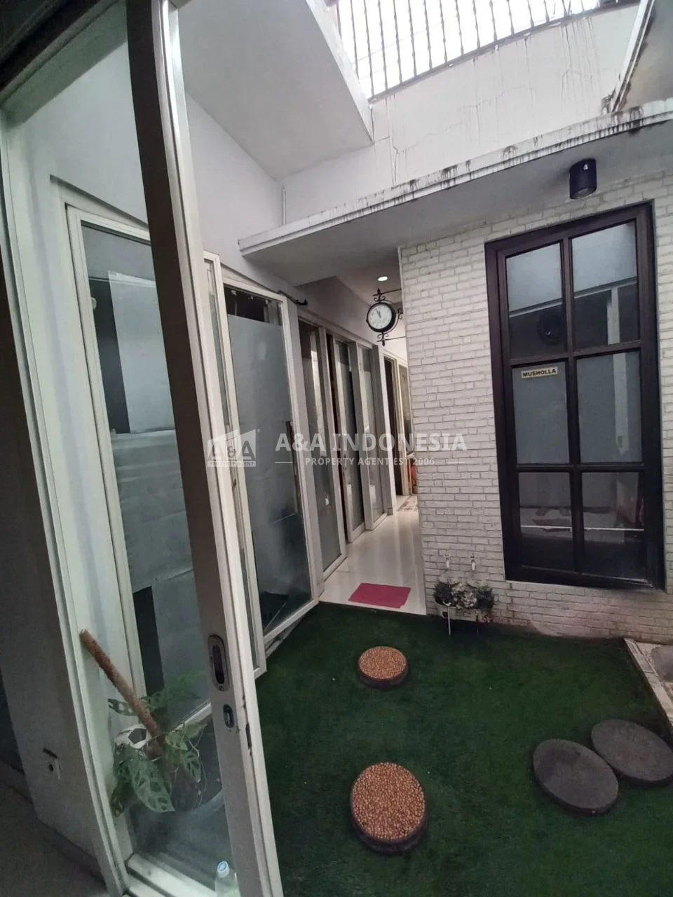 Dijual Rumah Usaha Di Jalan Gayung Kebonsari Timur Surabaya Selatan - Thumbnail 7