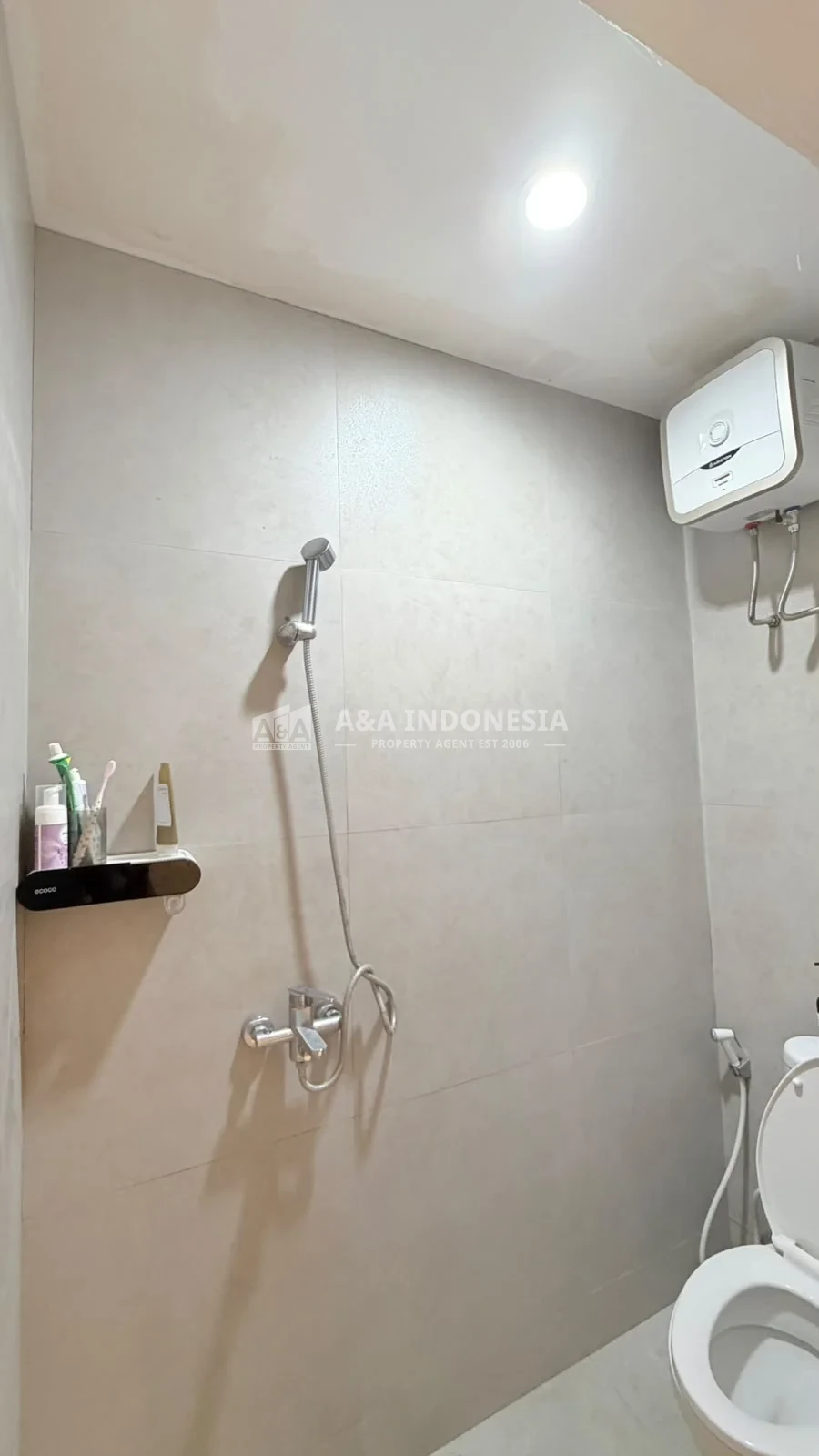 Dijual Rumah Selangkah dari Mall Pakuwon Indah – Villa Valensia Surabaya Barat - Thumbnail 3