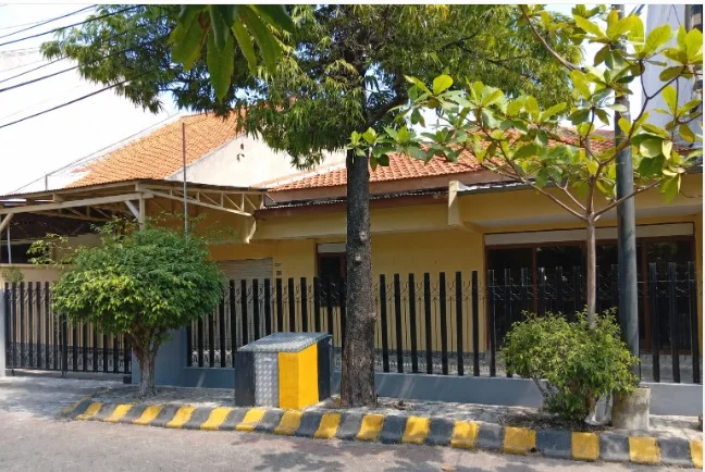 Disewakan Rumah Nyaman di Kawasan Gayungsari, Surabaya Selatan