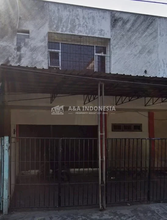 Disewakan Ruko 2,5 Lantai Raya Satelit Indah Lokasi Strategis Tanjungsari Sukomanunggal Surabaya - Image 1