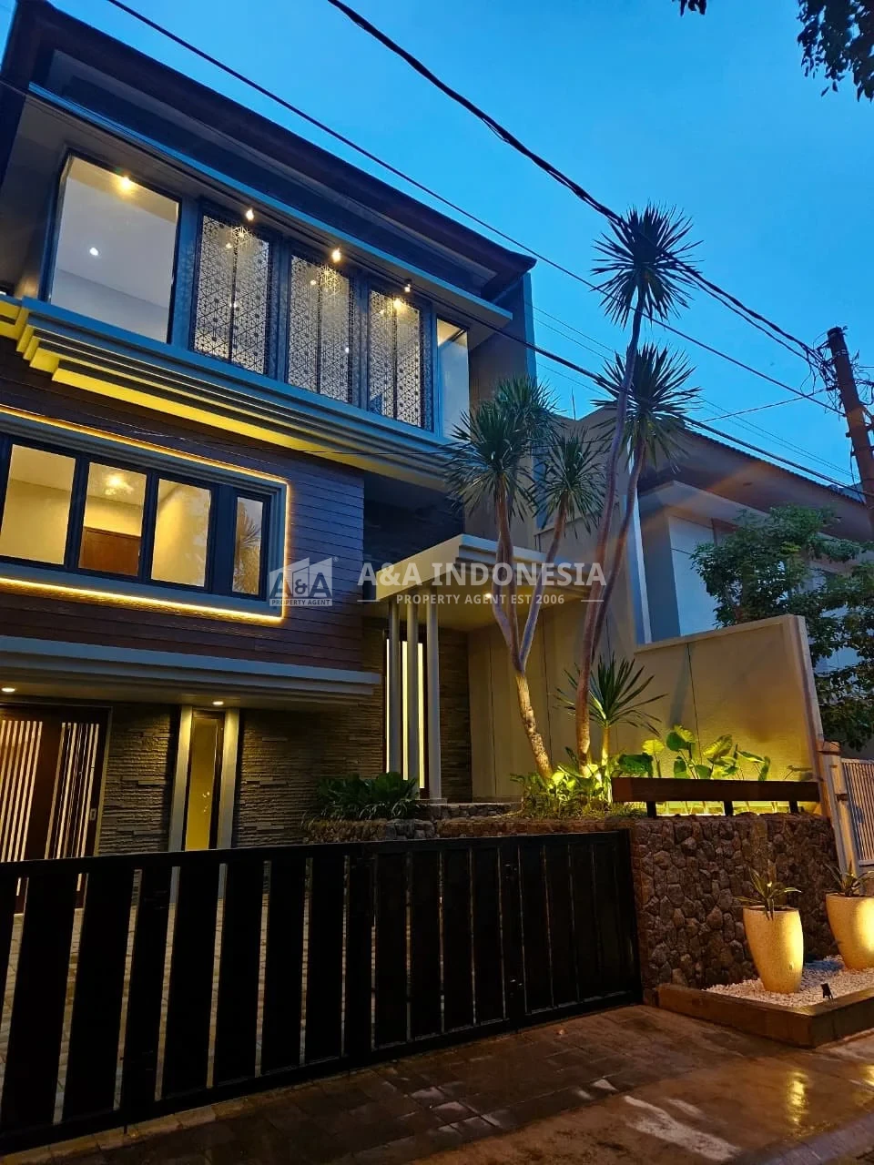 Dijual Rumah Minimalis Modern Di Kawasan Araya, Surabaya Barat