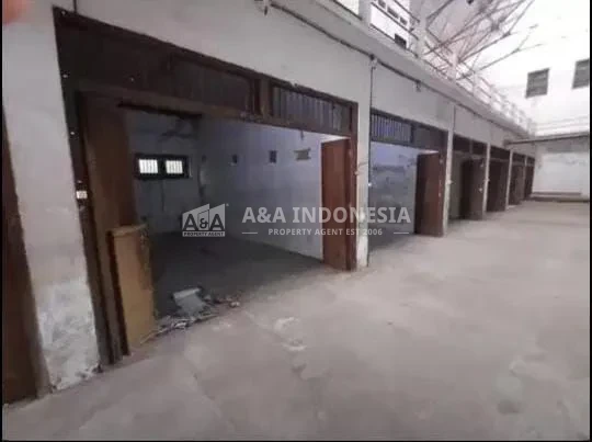 Disewakan Gudang di Jalan Bongkaran, Surabaya Utara - Thumbnail 3