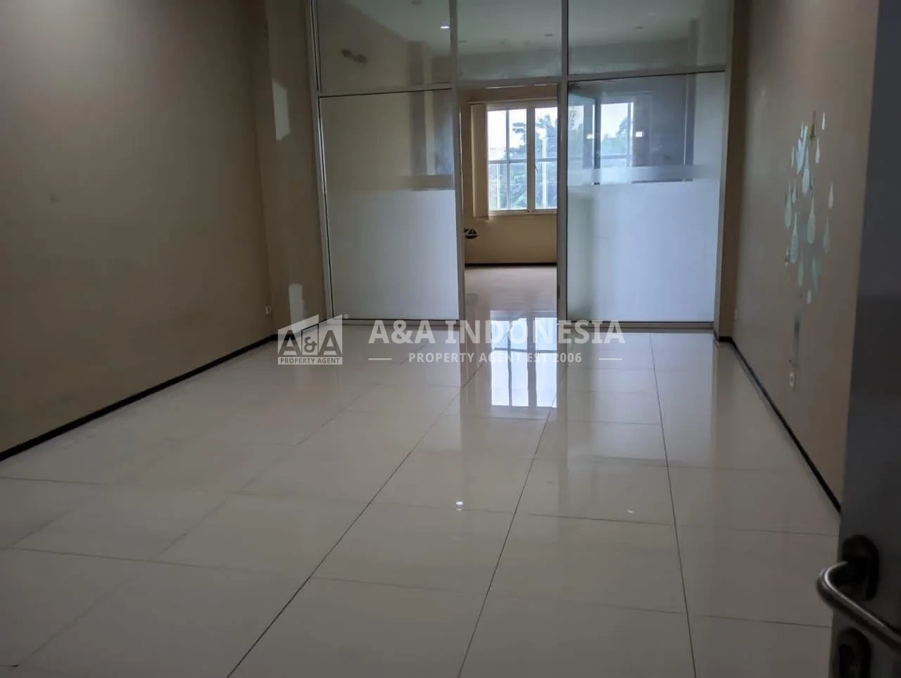 Dijual Ruko Bagus Strategis di Wilayah Raya Jemursari Surabaya Selatan - Thumbnail 4