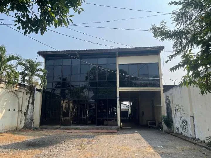 Dijual/Disewakan Bangunan Komersial Strategis di Empunala Mojokerto