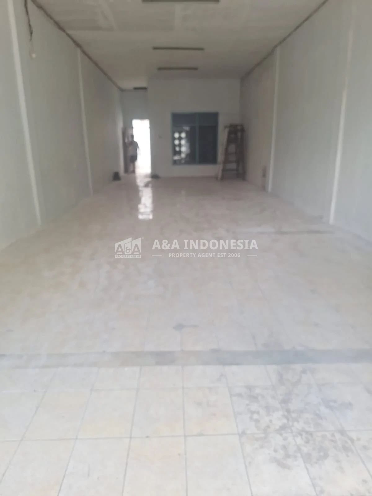 Disewakan Ruko 1 Lantai Jalan Krukah Ngagel lokasi Strategis Surabaya - Thumbnail 2