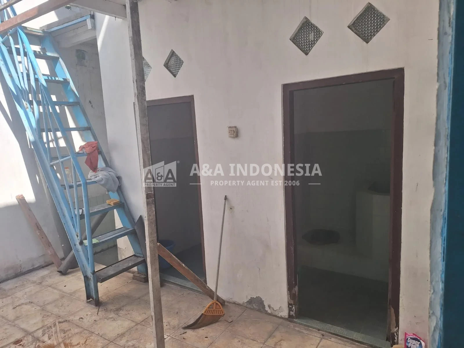 Disewakan Ruko 1 Lantai Jalan Krukah Ngagel lokasi Strategis Surabaya - Thumbnail 3