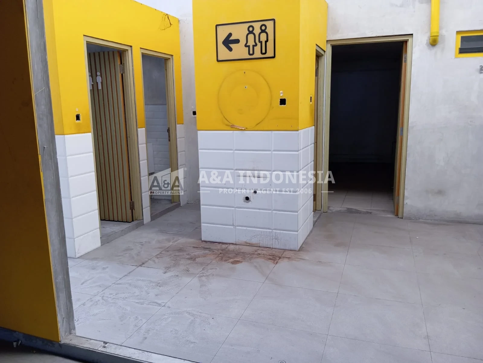 Disewakan Rumah Usaha Raya Nginden Lokasi Istimewa Strategis Surabaya - Thumbnail 2