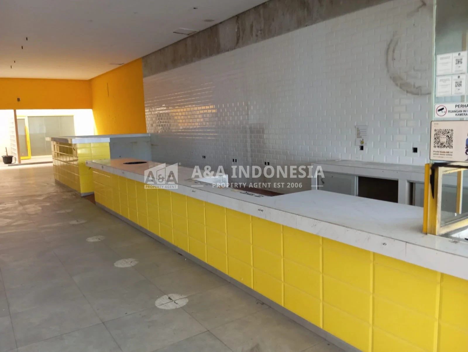 Disewakan Rumah Usaha Raya Nginden Lokasi Istimewa Strategis Surabaya - Thumbnail 4