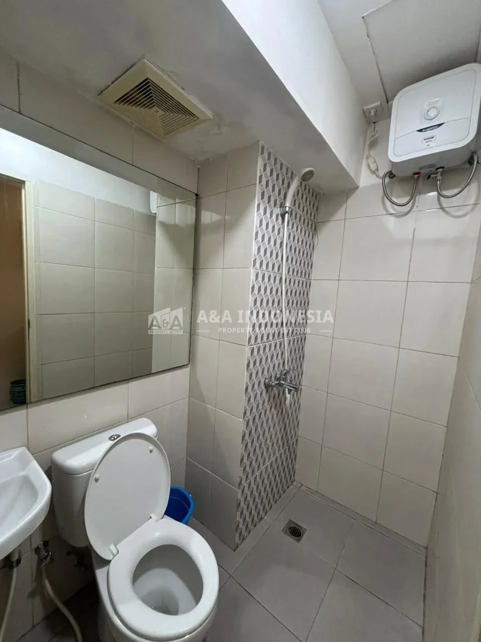 Disewakan Apartemen Studio Full Furnish Tanglin Pakuwon Mall Surabaya Barat - Thumbnail 2