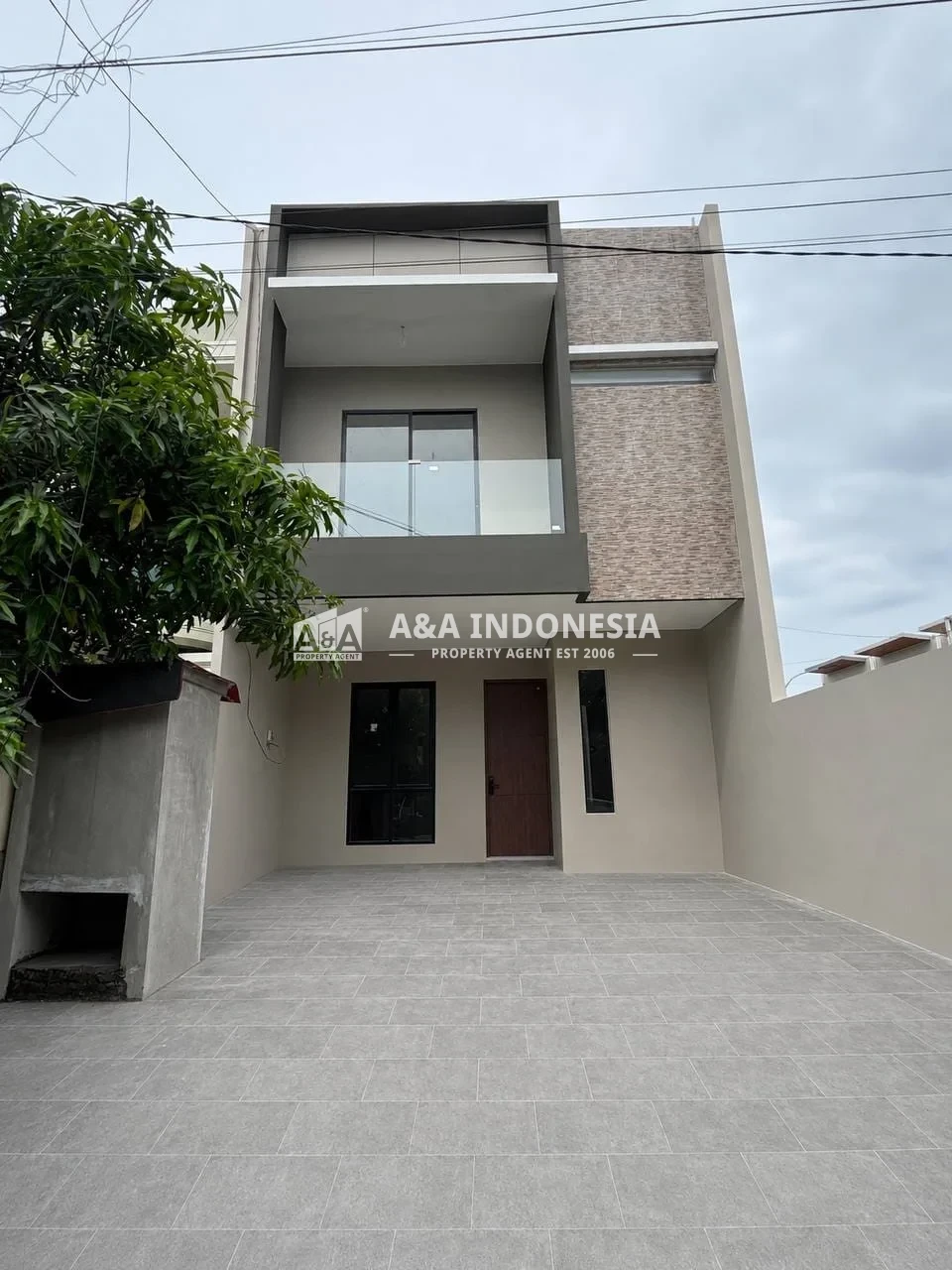 Dijual Rumah Baru Gress Siap Huni Lokasi Strategis Perumahan Royal Gading Pantai Surabaya Timur - Image 1