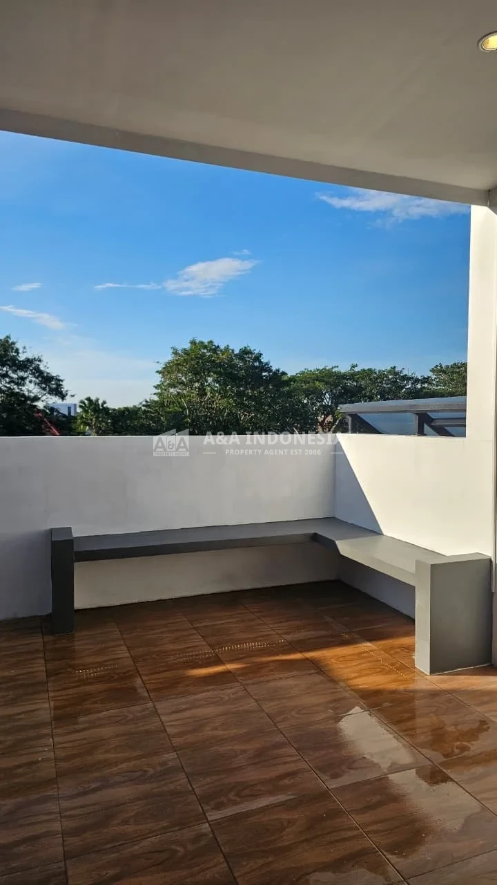 Dijual Rumah Full Furnish Dan Siap Huni Kawasan Citraland Fullerton Surabaya Barat - Thumbnail 3