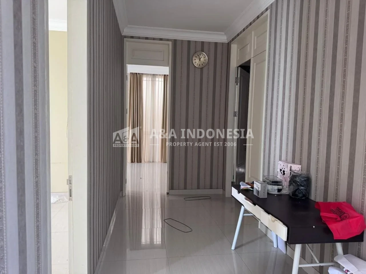 Dijual Rumah La Riz Minimalis Carport 2 mobil Kawasan Premium Pakuwon Indah Surabaya Barat - Thumbnail 3