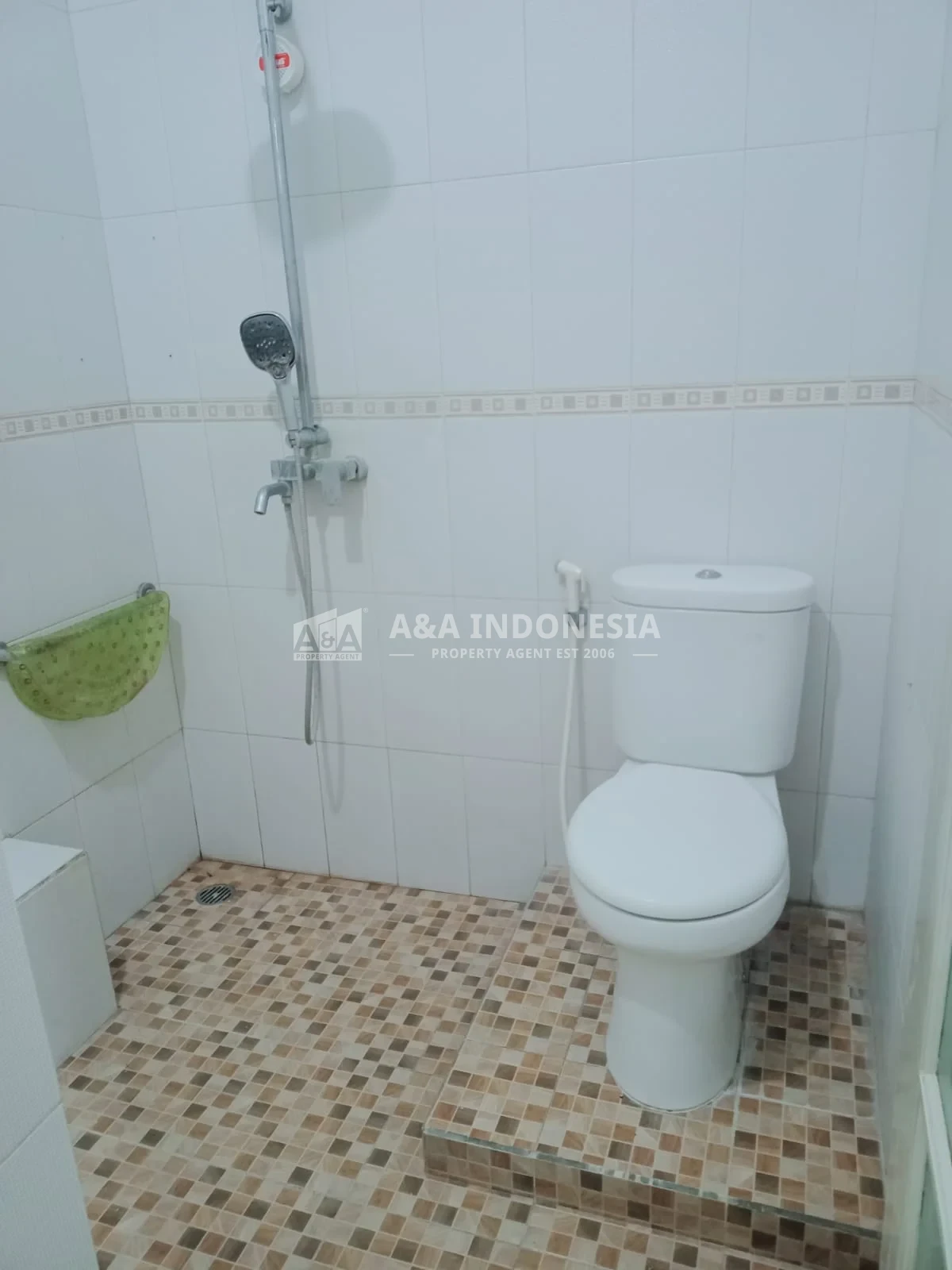 Dijual/Disewakan Rumah Lokasi Strategis dan Siap Huni Fullerton Citraland Surabaya Barat - Thumbnail 6