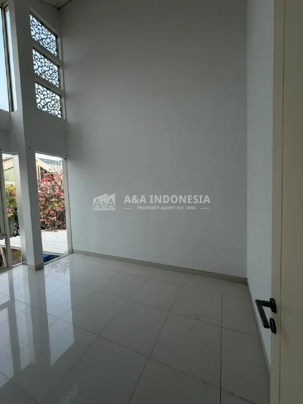 Disewakan Rumah Strategis Klaster Zimbali Costa Grand Island Pakuwon City Surabaya Timur - Thumbnail 6
