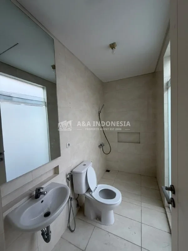 Disewakan Rumah Strategis Klaster Zimbali Costa Grand Island Pakuwon City Surabaya Timur - Thumbnail 8