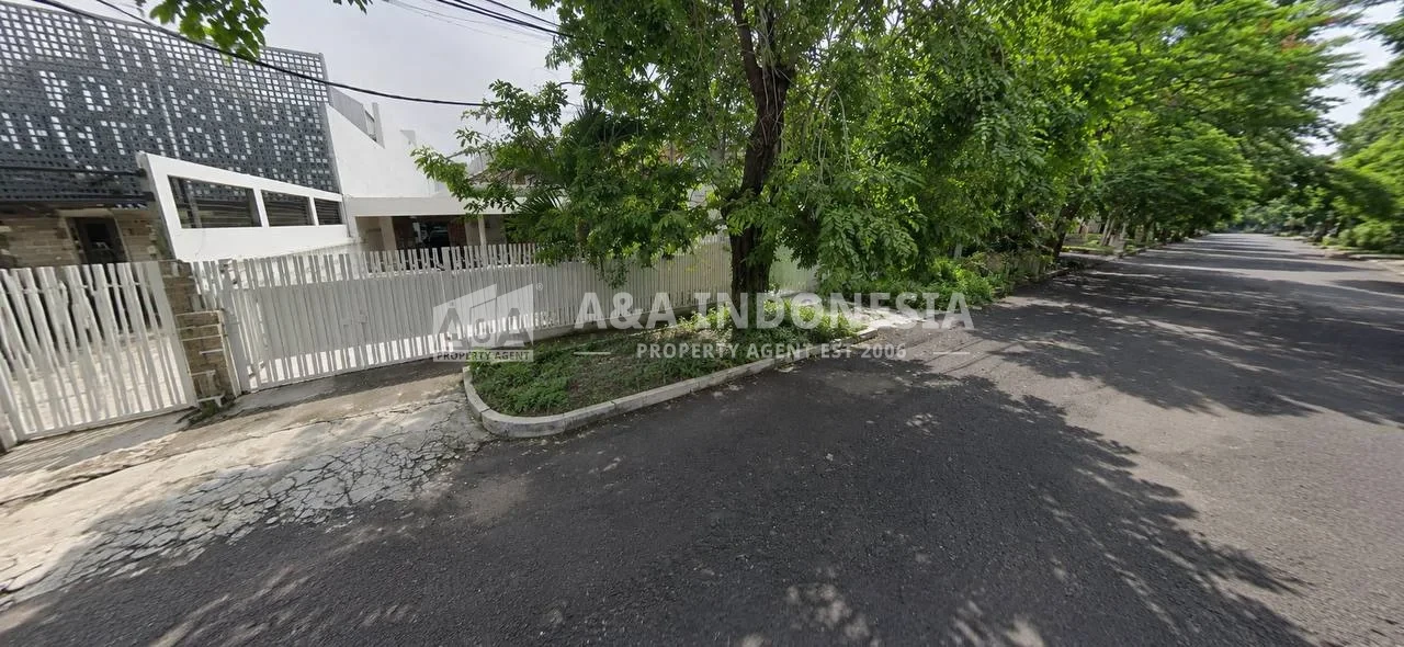 Disewakan Rumah Eksklusif Di Kawasan Trunojoyo, Surabaya Pusat