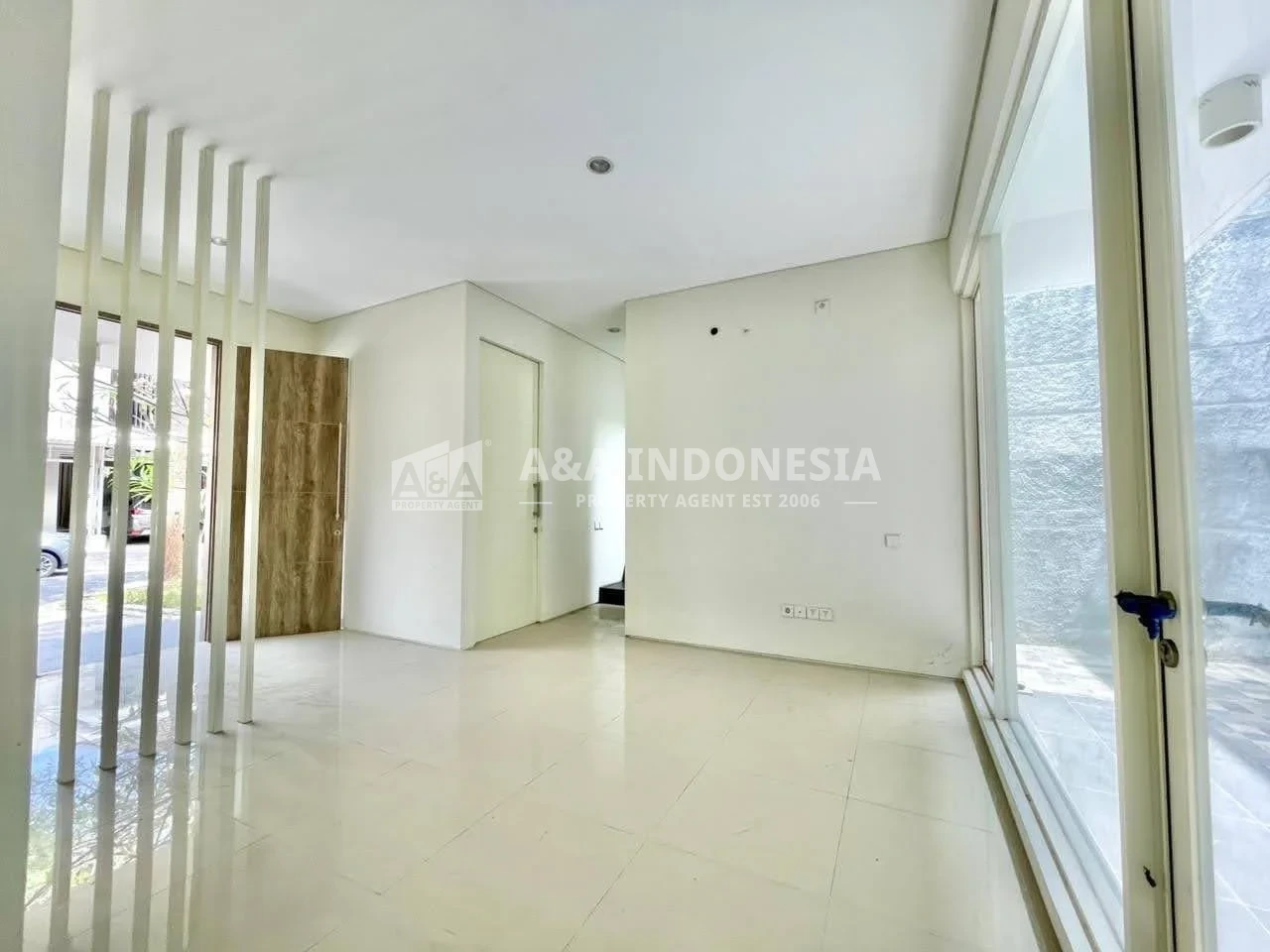 Jual Rumah 2 Lantai Murah Pelican Hill Lokasi Strategis Citraland Utara Surabaya, Butuh Jual Cepat - Thumbnail 5