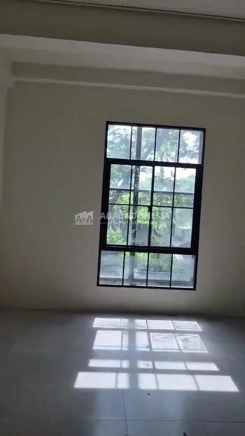 Dijual / Disewa Ruko Tierra Soho Surabaya Barat Hadap Jalan Raya Dekat Hokky & Isen - Thumbnail 4