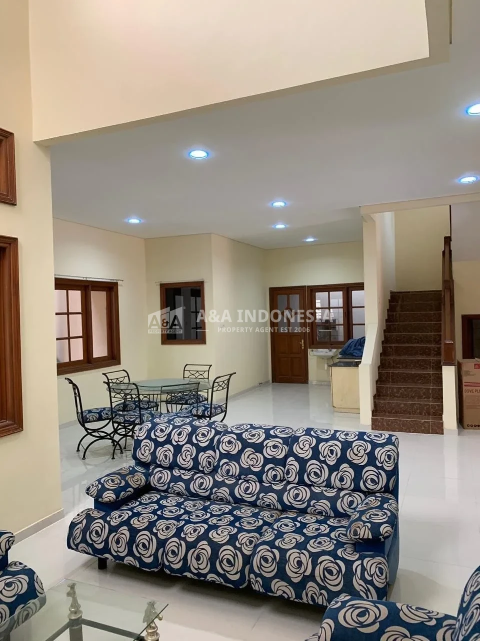 Jual Rumah 2 Lantai Mewah Merekah Graha Famili Lokasi Premium Strategis Surabaya Barat - Thumbnail 2