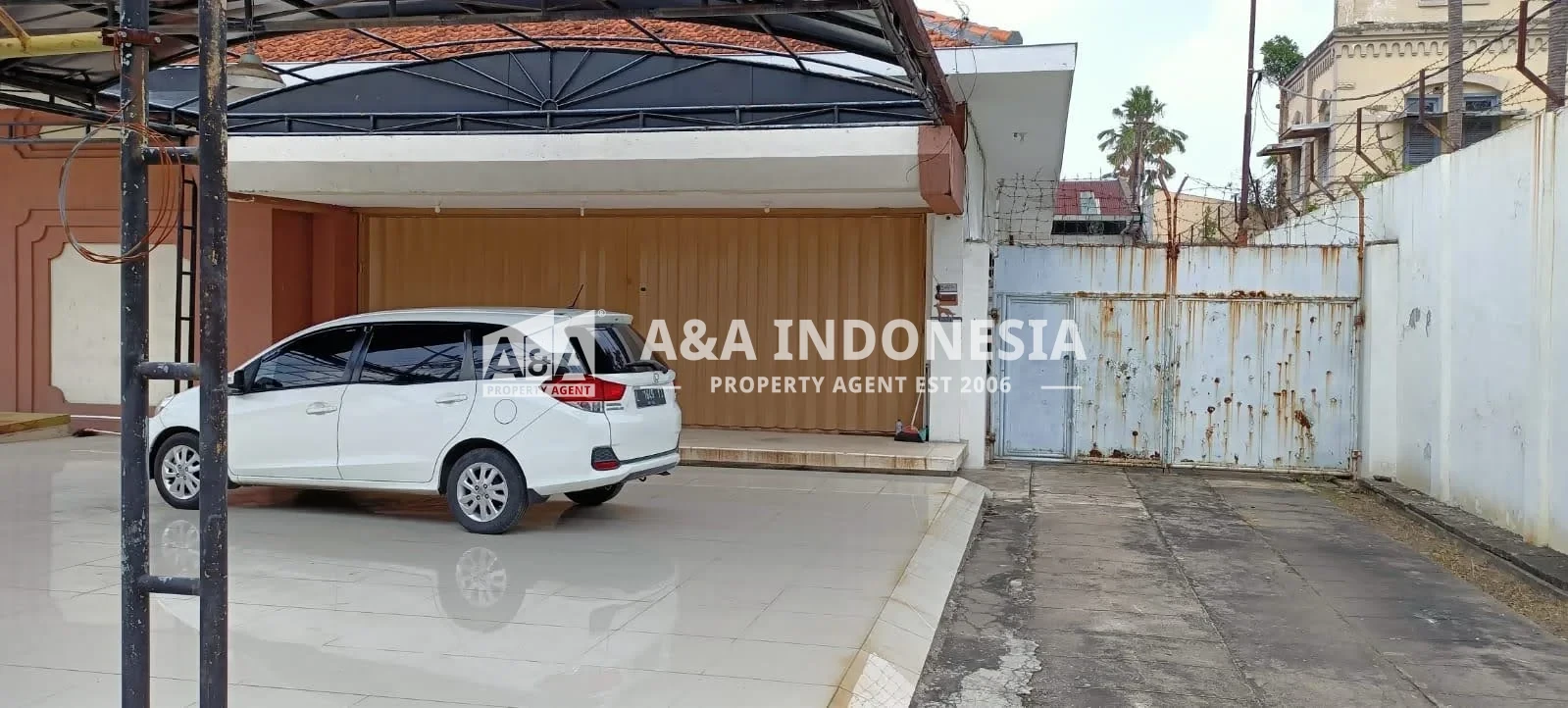 Dijual Rumah Area Komersial Lokasi Strategis Jalan Bubutan Surabaya Pusat - Image 1
