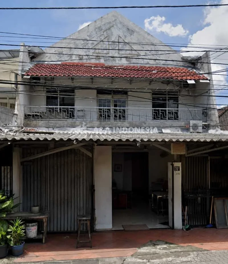 Jual Rumah Usaha 2 Lantai Ngagel jaya Tengah Lokasi Strategis Surabaya Timur - Image 1