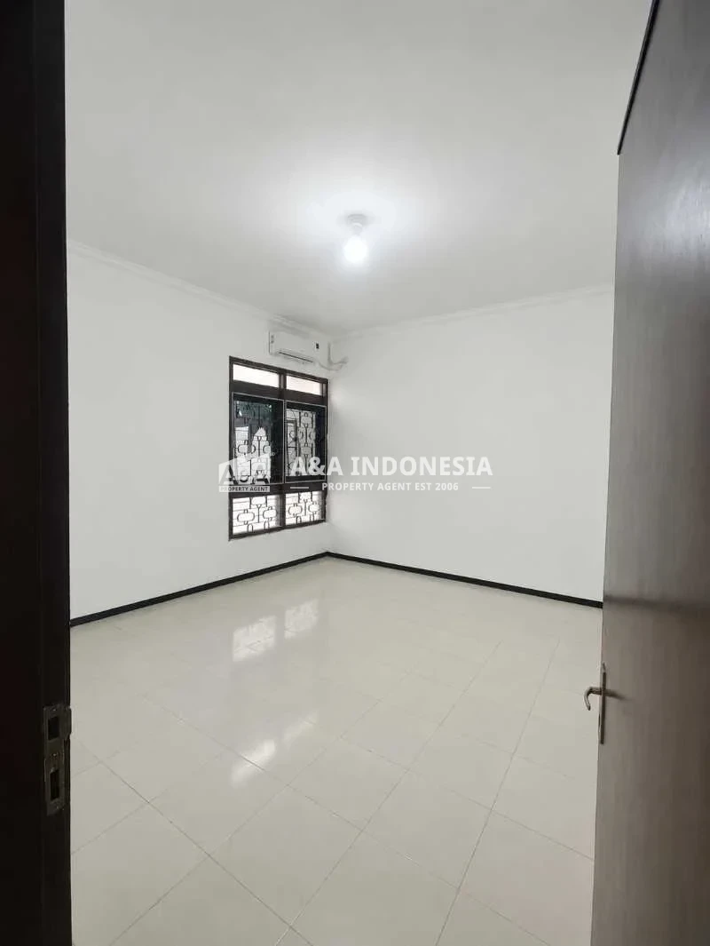 Dijual/Disewakan Rumah Lokasi Startegis di Kertajaya Indah Surabaya Timur - Thumbnail 3