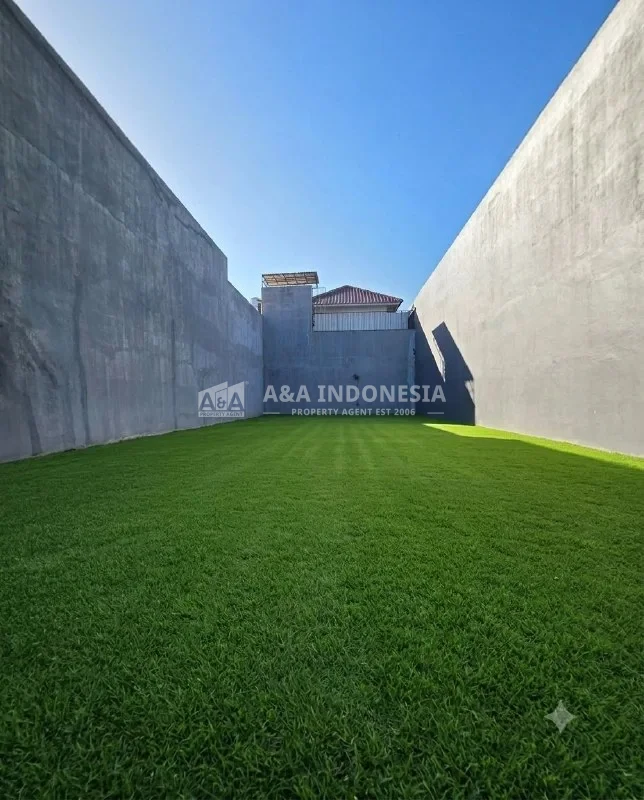 Dijual Tanah Kavling Lokasi Strategis Row 3 Mobil San Diego Pakuwon City - Image 1
