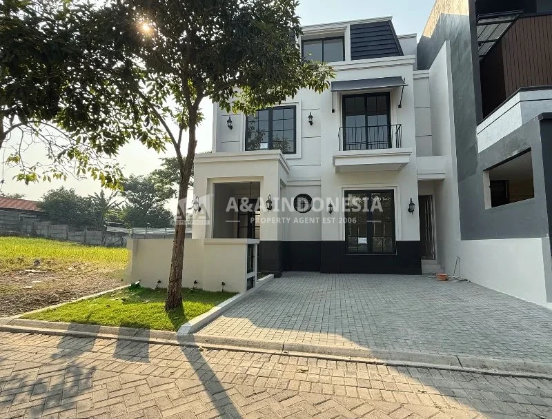Rumah Baru Model American Modern Citraland Surabaya Barat - Image 1