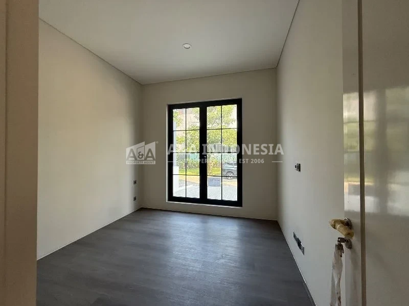 Rumah Baru Model American Modern Citraland Surabaya Barat - Thumbnail 6