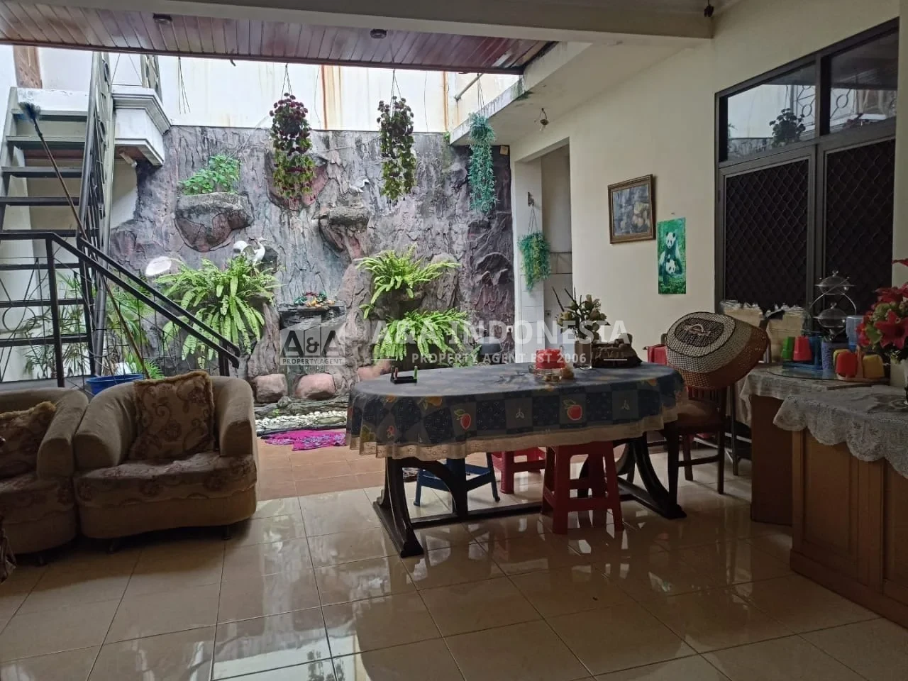 Dijual Rumah Darmo Harapan Kondisi Bagus Surabaya Barat - Thumbnail 3