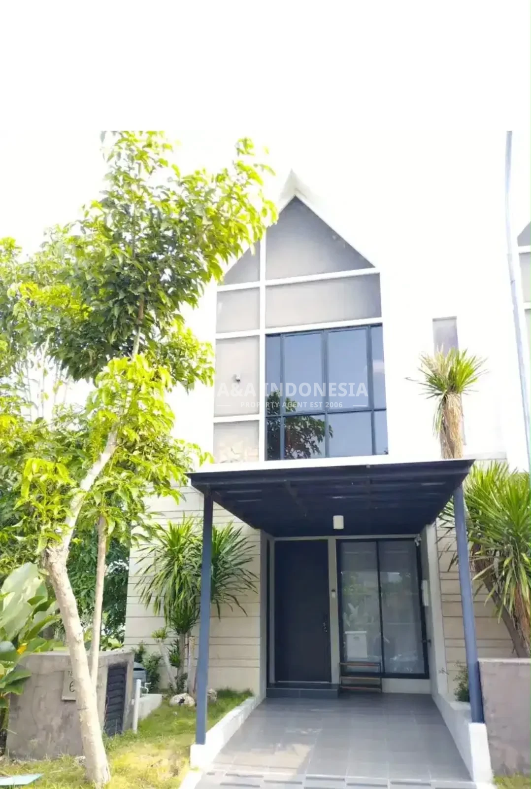 Disewakan Rumah Northwest Park – Rumah 3 Kamar Tidur Full Furnish, Siap Huni - Image 1