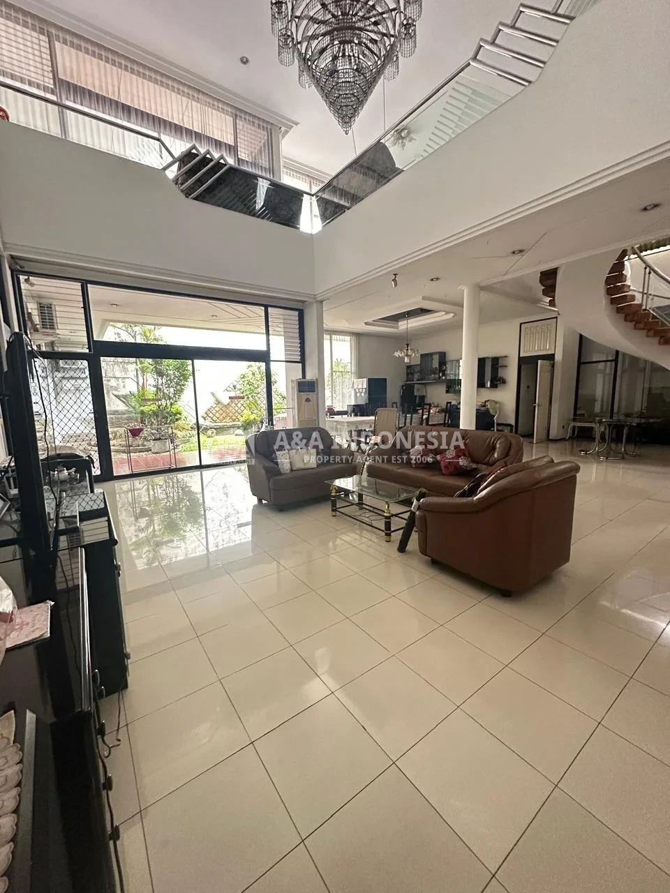 Dijual Rumah Di Jalan Raya Satelit Utara, Surabaya Barat - Thumbnail 4