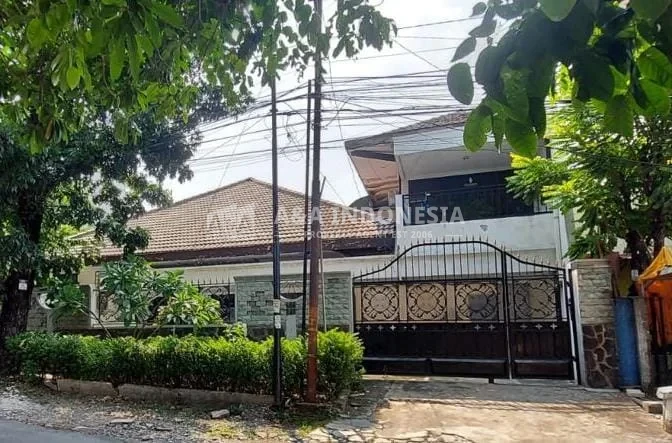 Jual Rumah 2 Lantai Dukuh Kupang Barat Lokasi Strategis Surabaya Barat. Cck utk Kos Kosan - Image 1