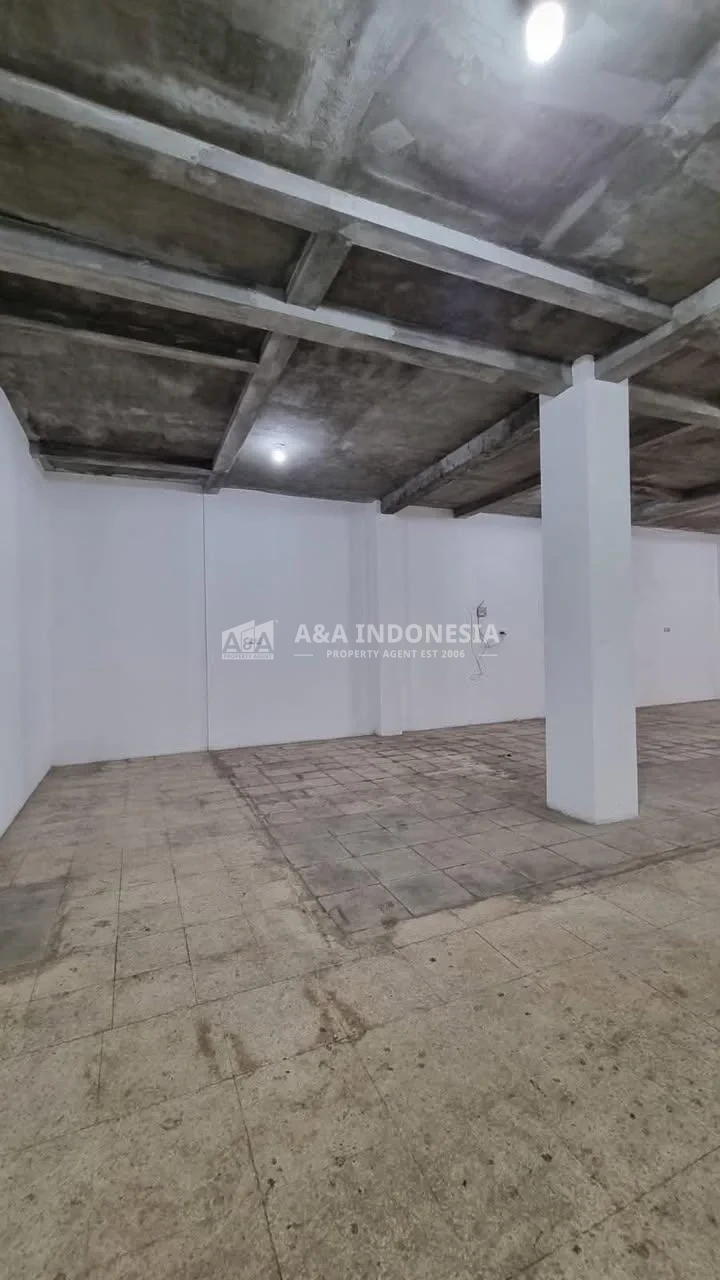 Disewakan Rumah Usaha Raya Jemursari Lokasi Super Komersiil Surabaya Selatan Ciamik - Thumbnail 3