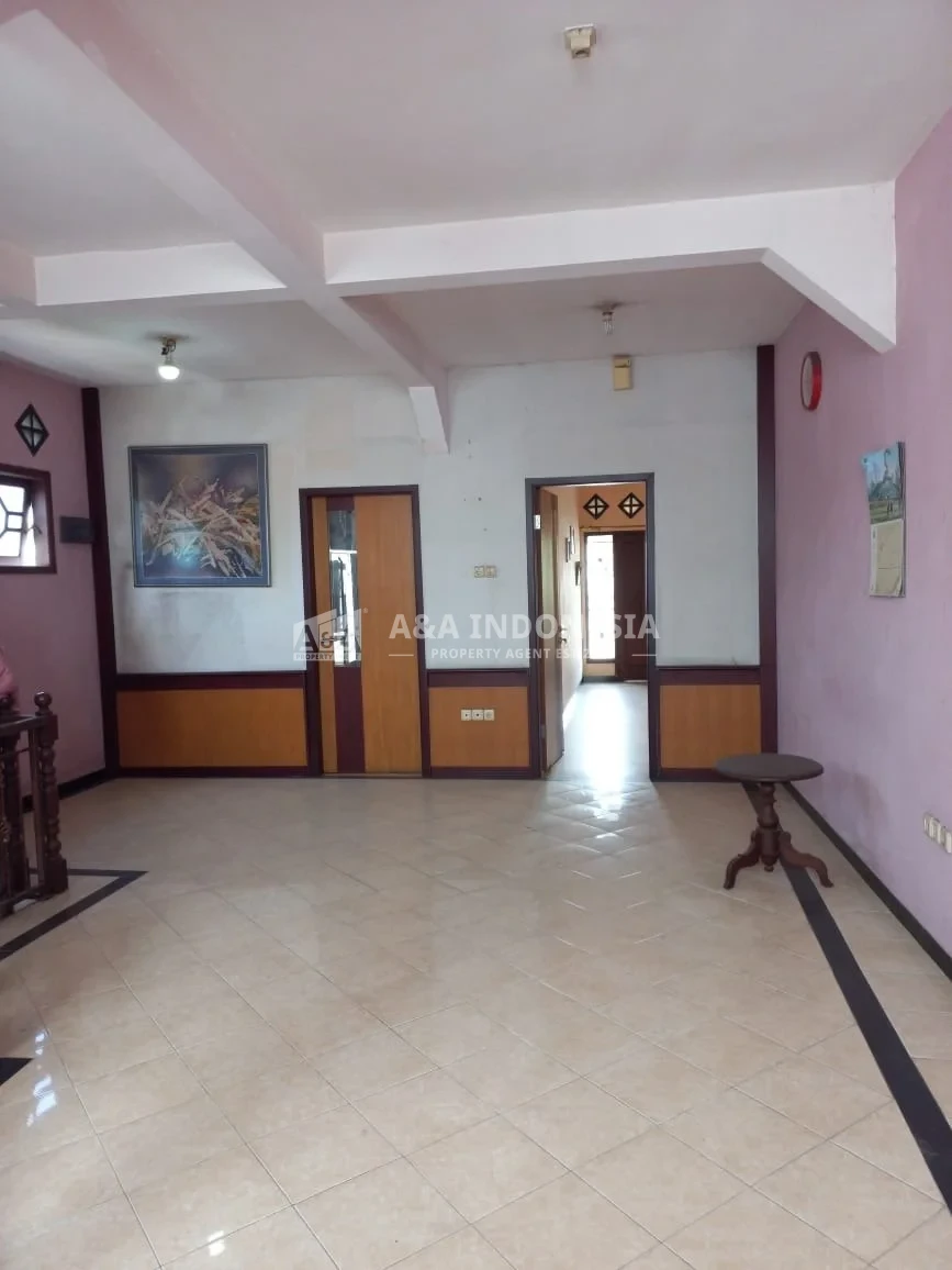 Disewakan Rumah Di Jalan Raya Jambangan, Surabaya Selatan - Thumbnail 3