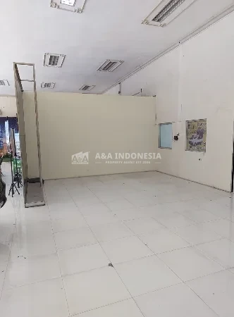 Disewakan Showroom Di Jalan Manyar Kertoarjo, Surabaya Timur - Thumbnail 2