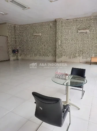 Disewakan Showroom Di Jalan Manyar Kertoarjo, Surabaya Timur - Thumbnail 3
