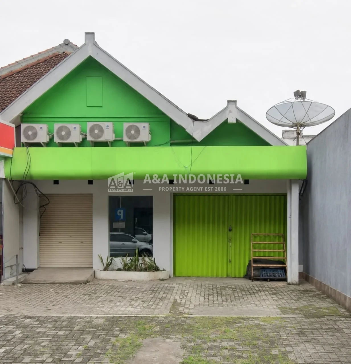 Disewakan Rumah Usaha Second Road Area Raya Darmo Lokasi Strategis Pusat Kota Surabaya - Image 1
