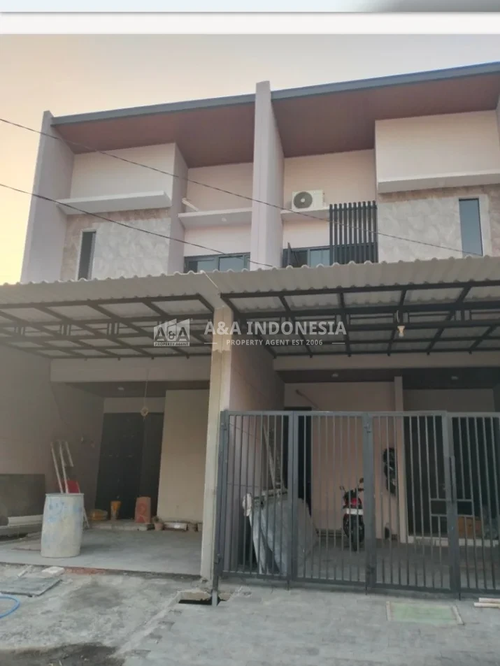 DIJUAL Rumah Baru Siap Huni di Tenggilis Mejoyo, Surabaya Timur. - Image 1