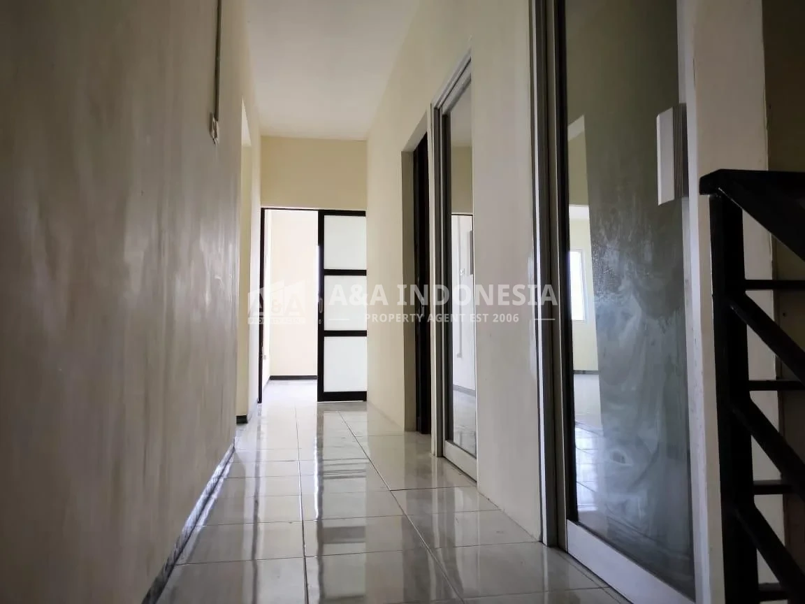 Dijual Ruko King's Square Seberang Ruko Citraland Driyorejo - Image 1