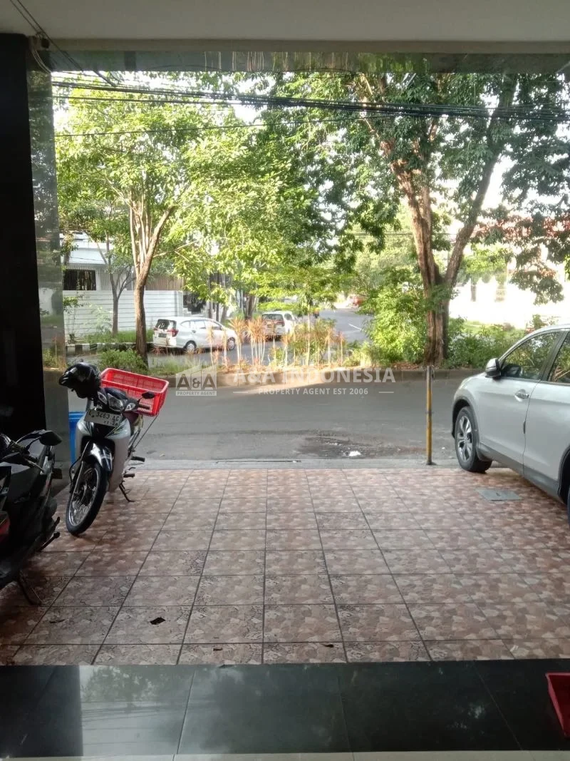 Dijual Ruko 3 Lantai Raya Darmo Baru Barat Surabaya, LT 67 m² LB 200 m², Strategis & Ramai - Thumbnail 3