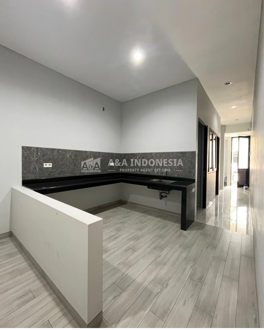 Dijual Rumah Baru Mewah Minimalis Woodland Citraland Surabaya, LT 153 m² LB 249 m², 4+1 KT - Thumbnail 6
