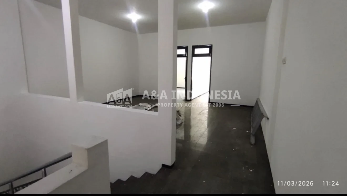 Disewa Ruko Strategis Raya Mulyosari Surabaya Timur 2 Lantai LT 162 m² - Thumbnail 5