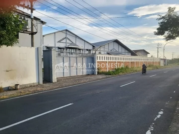 Jual Gudang Ex. Pabrik Raya Kandangan Cerme Lokasi Ciamik Gresik - Image 1