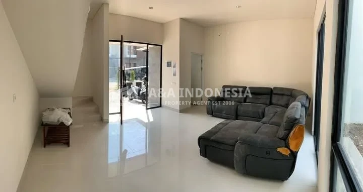 Jual Rumah 2 Lantai Baru Gress The Park Central Park Juanda Sidoarjo - Thumbnail 2