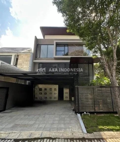 Jual Rumah Mewah 3 Lantai Minimalis Modern Woodland Lokasi Premium Citraland Utama Surabaya - Thumbnail 7