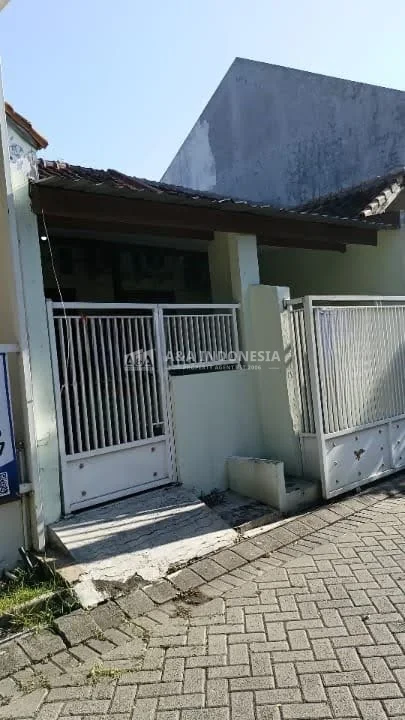 Dijual murah rumah di Bukit Palma, Surabaya Barat - Image 1