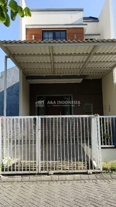 Dijual murah rumah siap huni di Bukit Palma, Surabaya Barat - Image 1